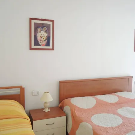 Apartament Adorable With Swimming Pool *