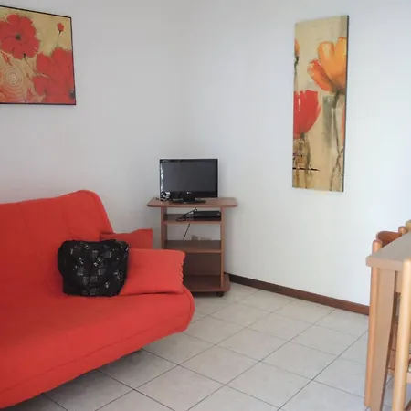 Apartament Adorable With Swimming Pool *